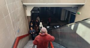 Pitești 2026! Scări înțepenite, persoane nemulțumite