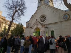 Noaptea sfânta. Biserica a răsunat: Cristos a înviat!