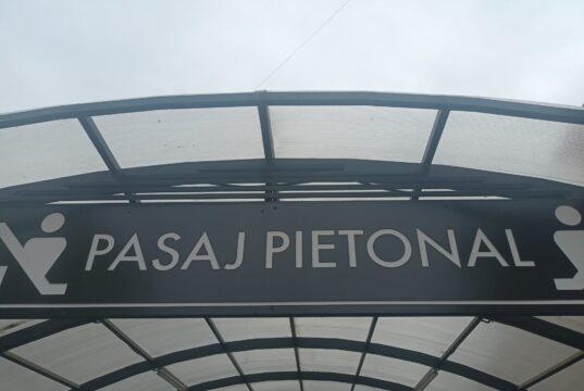 Un pasaj subteran a dispărut din Pitești!
